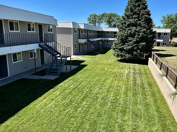 4th image of 417 S Cedar St #31