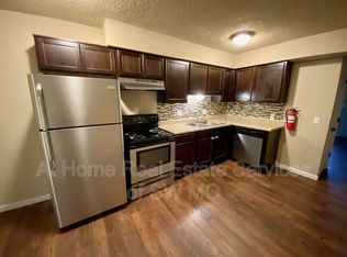 1400 S Campbell Ave APT 217, Springfield, MO 65807
