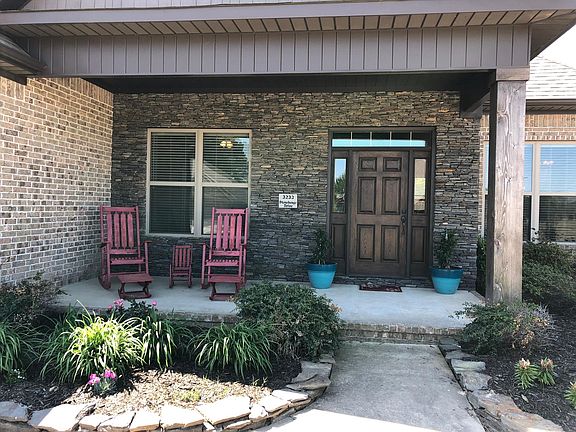 3rd image of 3233 Stonehenge Dr