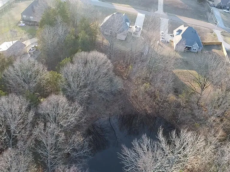 214 Byhalia Creek Farms Rd E — Photo 9