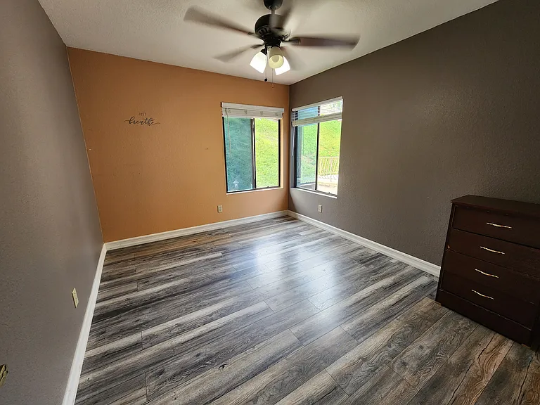 1068 Fairhill Ter — Photo 26
