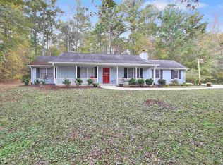 1391 Gordon Rd, Moreland, GA 30259