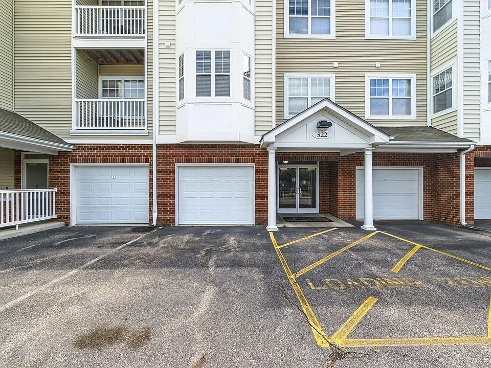 1st image of 522 Knolls Dr Unit 306