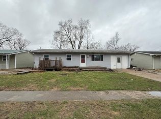 2005 Blue Ridge Dr, Terre Haute, IN 47802