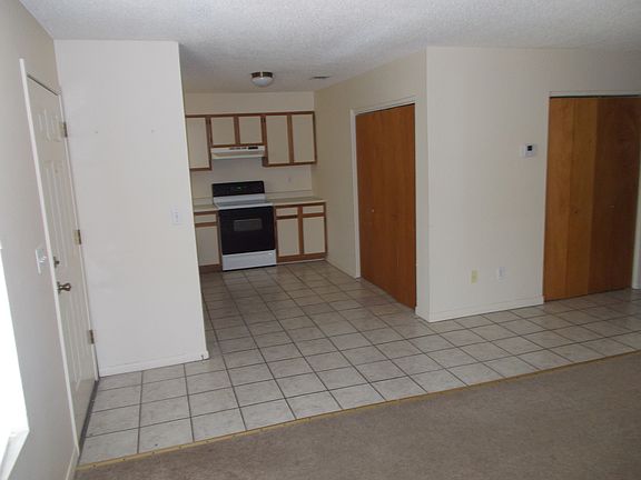 2nd image of 1319 Greendale Ave APT J