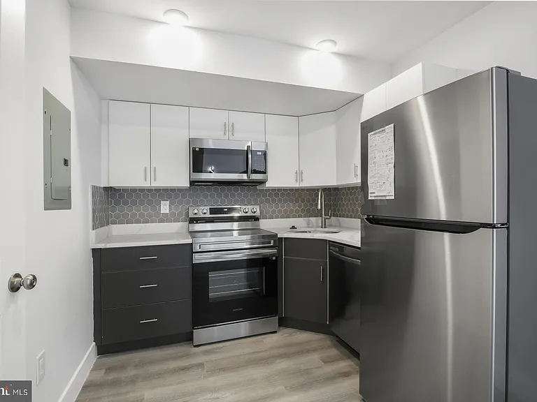 800 Callowhill St #10-3 — Photo 4