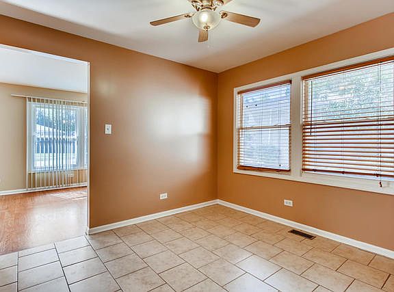 4th image of 14621 Parkside Dr