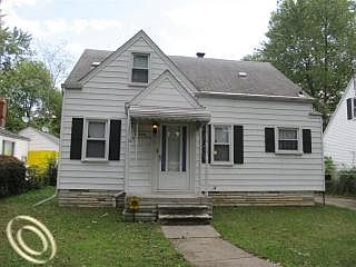 1st image of 16520 W Parkway St
