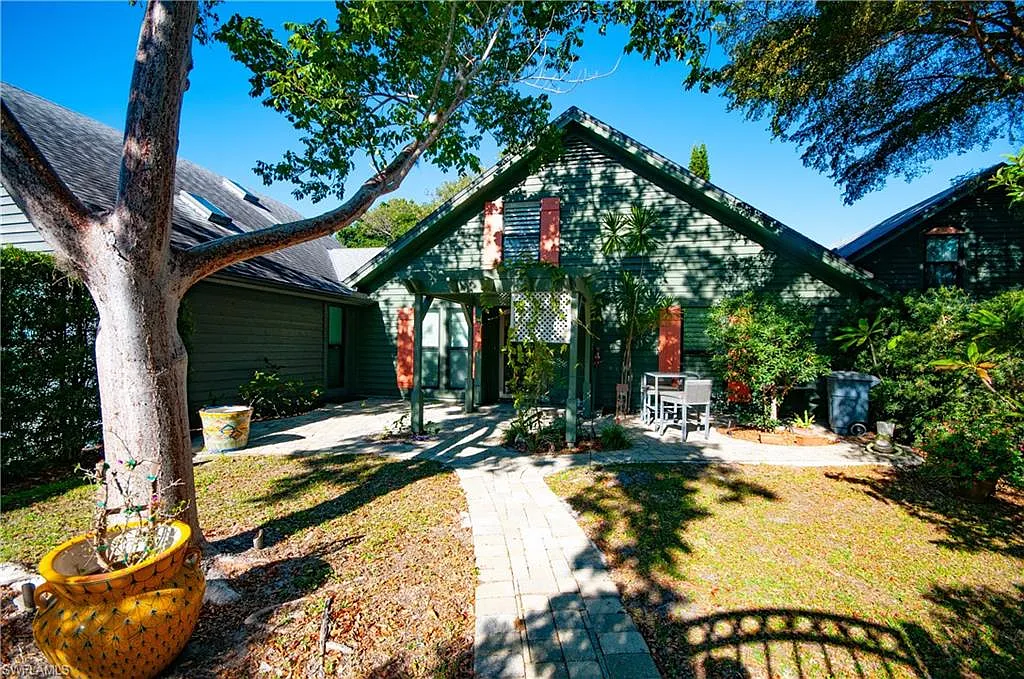 2 bed, 2.0 bath, 1728 sqft, $6,500 — Photo 2
