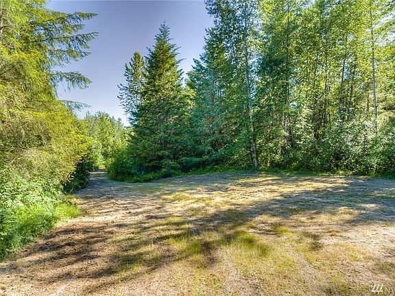 2nd image of 39518 Mountain Park Dr E