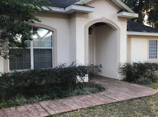 1525 N Lake View Ave, Leesburg, FL 34748