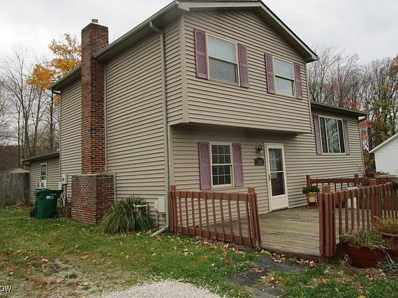 5th image of 272 Linden St