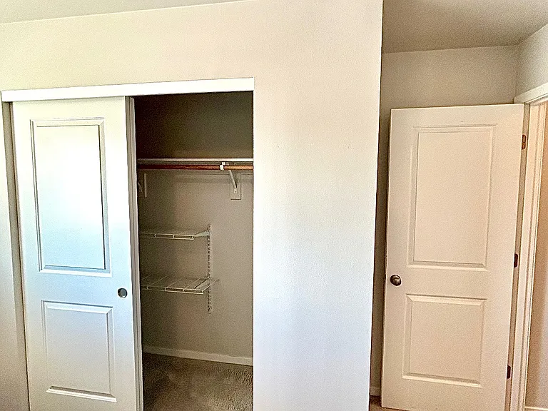 5321 Remington Dr — Photo 26