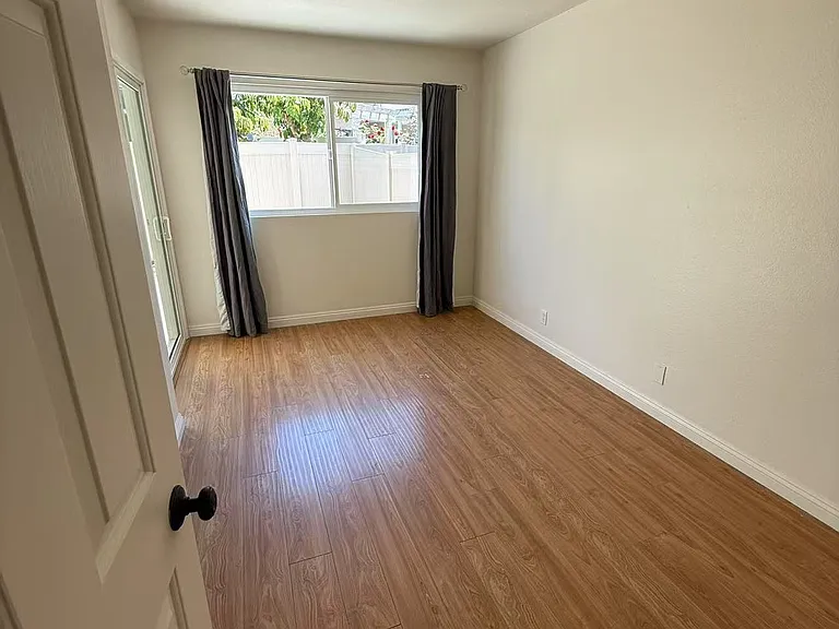 90 Elksford Ave #1 — Photo 9