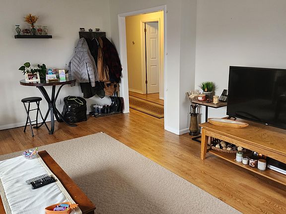 3rd image of 1125 Halstead Ave #213
