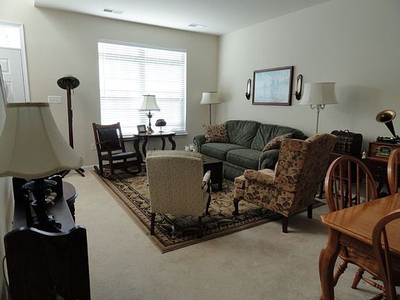5th image of 106 Panmure Ln