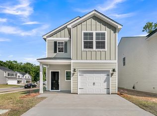 226 Central Creek Dr, Goose Creek, SC 29445