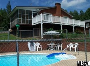 6141 Bartley Rd, Hickory, NC 28601