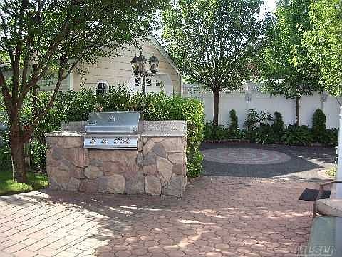 2nd image of 91 Dorothy Dr