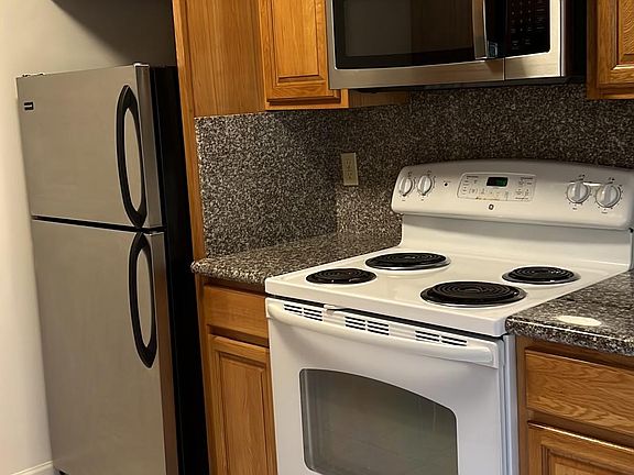 4th image of 3561 Farm Hill Blvd #7