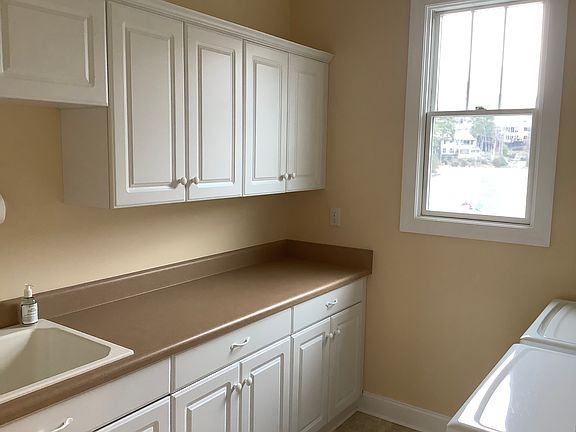 Large laundry room!