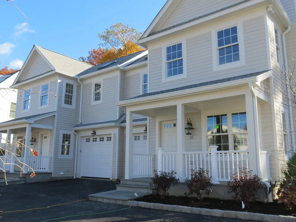 31 Cedar Pl
