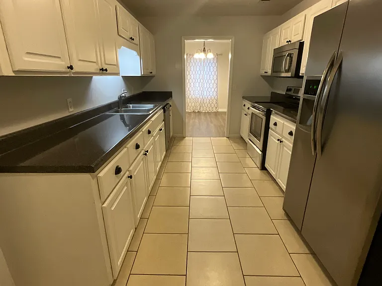 1434 Paul Caswell Blvd — Photo 3