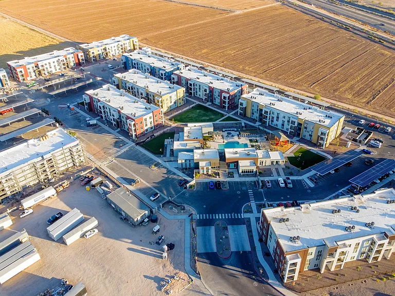 Copa Flats — Photo 39