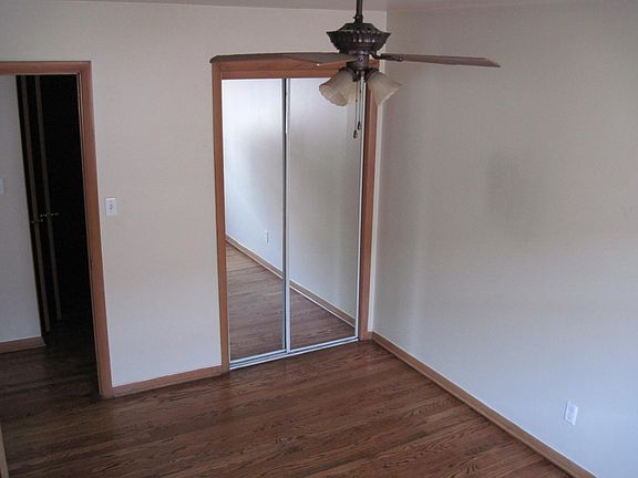 3rd image of 3885 N Humboldt Blvd