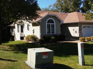 4075 Alpine Ave, Vadnais Heights, MN 55127