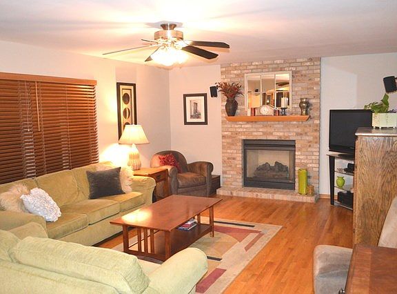 2nd image of 24833 W Fescue Dr