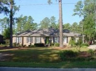 1965 Dobbin Holmes Rd, Eastover, NC 28312