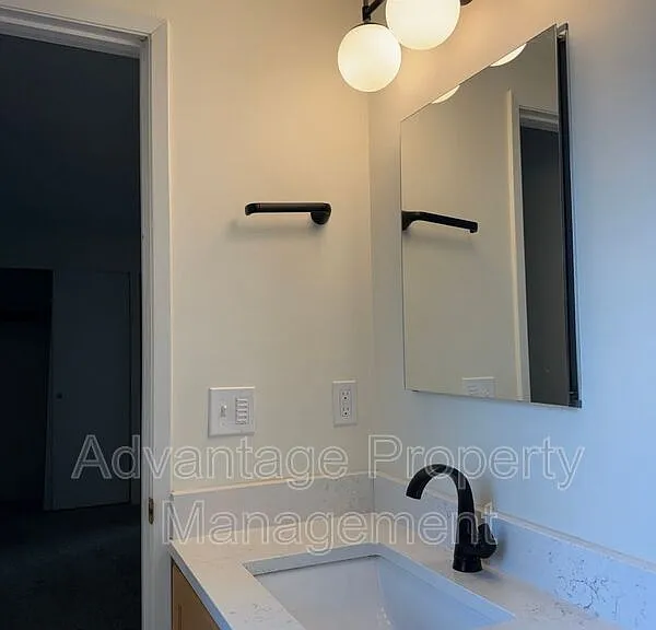 1440 NW Meadowgreen Pl — Photo 15