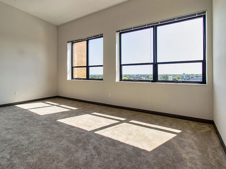 Feick Building — Photo 19