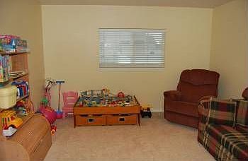 2nd image of 728 N Durham Dr