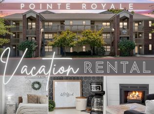 132 Highland Dr APT 12, Branson, MO 65616