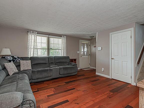 5th image of 918 Tellega Ave