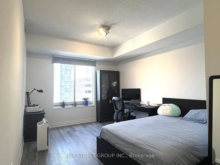 35 Balmuto St #2202 — Photo 15