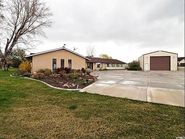 1st image of 2072 W Yorkshire Ln
