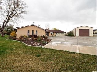 2072 W Yorkshire Ln, Lehi, UT 84043