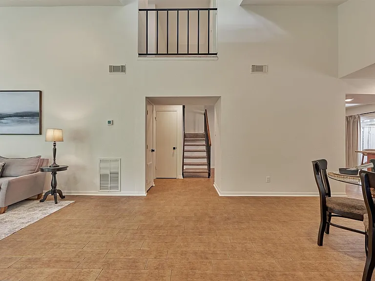 2351 W Settlers Way — Photo 8