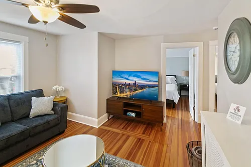 219 W Park Ave Photo 1