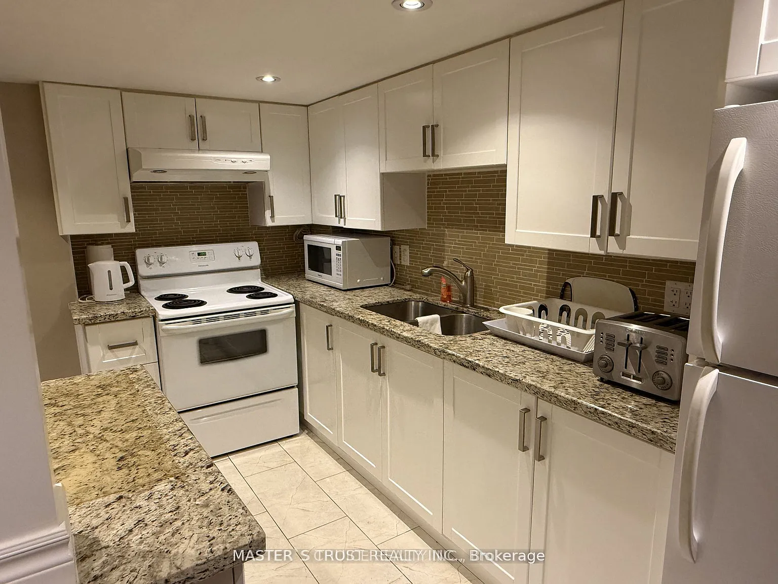 2 bed, $1,580 — Photo 3