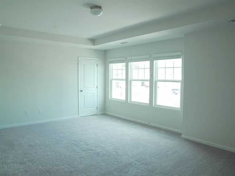 79 Pineview Dr — Photo 39