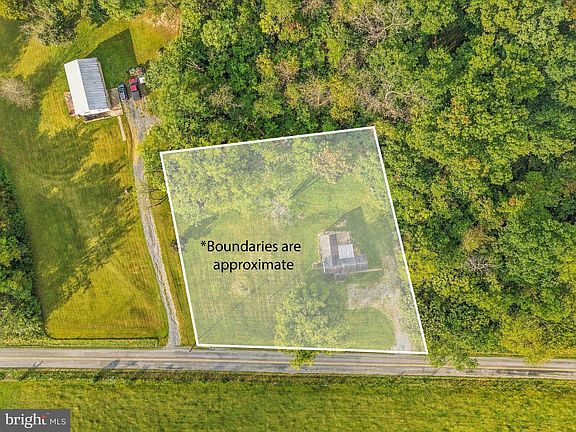 2nd image of 315 Mount Hebron Rd