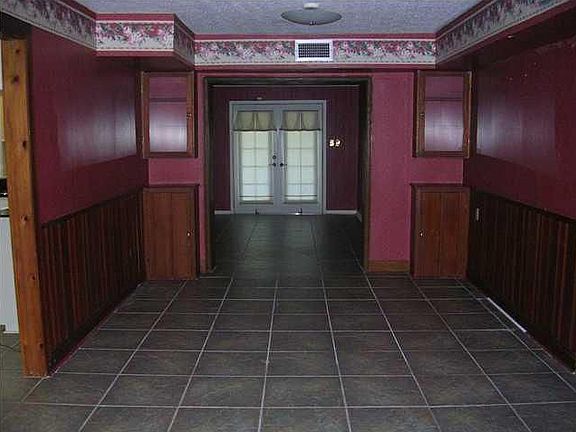 3rd image of 2204 Alcide Cir