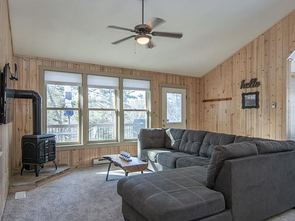 4th image of 4087 Fox Run Ln NE