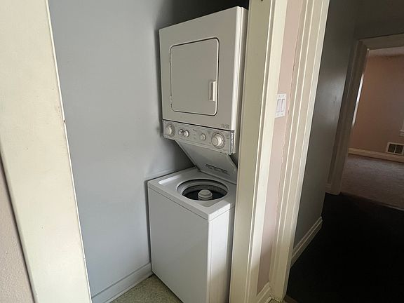 4th image of 3726 Hazel St #1