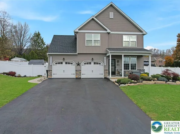 1180 Sunrise Ln, Slatington, PA 18080