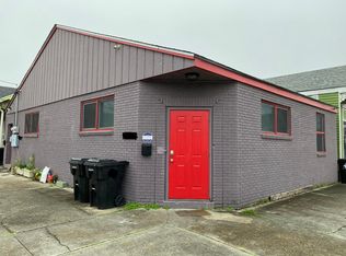 1836 Lapeyrouse St #B, New Orleans, LA 70116